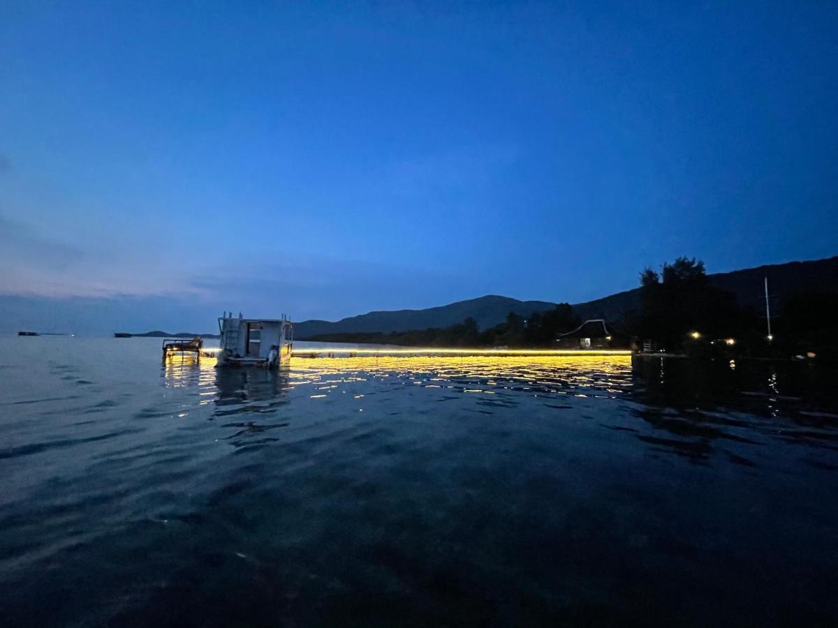 Omah Alchy Cottages Karimunjawa Exterior foto