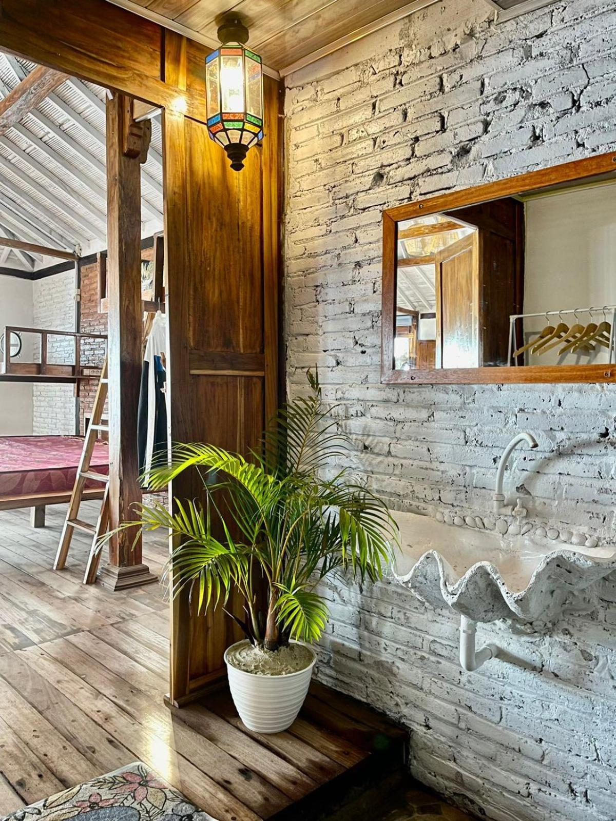 Omah Alchy Cottages Karimunjawa Habitación foto